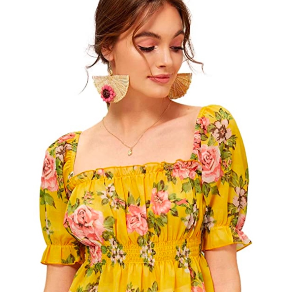 NEW Gorgeous Shein Flower Top